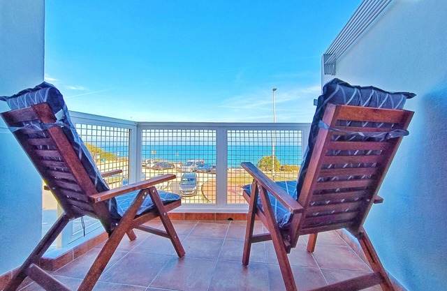 Apartment "Sol" on the Seafront with Air Conditioning and Wi-Fi