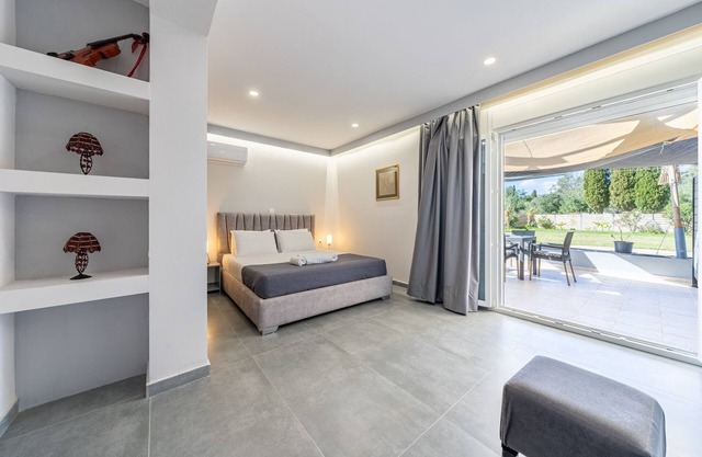 Apartment 'Starry Sky Luxury 1' with Shared Garden