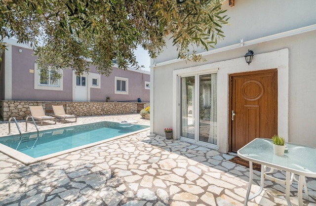 Apartment 'Stathis Suite' with Sea View, Wi-Fi and Air Conditioning