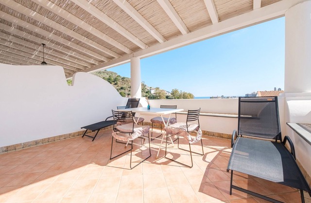 Apartment 'Suite De Pasquale' with Sea View, Wi-Fi and Air Conditioning
