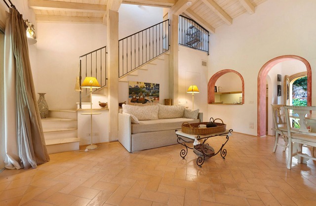 Apartment 'Superior Rubino' with Shared Pool, Wi-Fi and Air Conditioning
