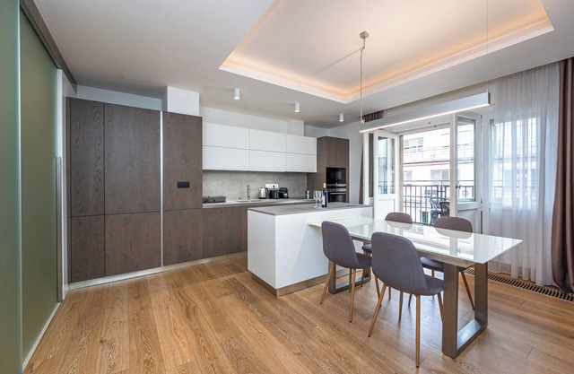 Apartment with terrace Old Town