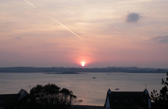 Apartment with breathtaking sea views 50M from the beach