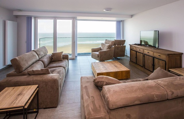 Apartment with hinterland views