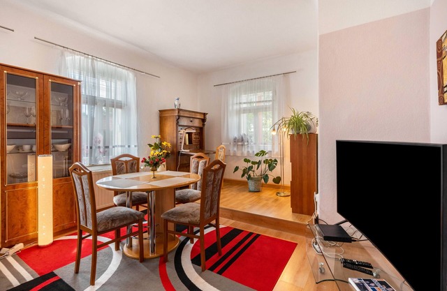 Apartment with Pool – Moritzburg, Private Terrace and Wi-Fi