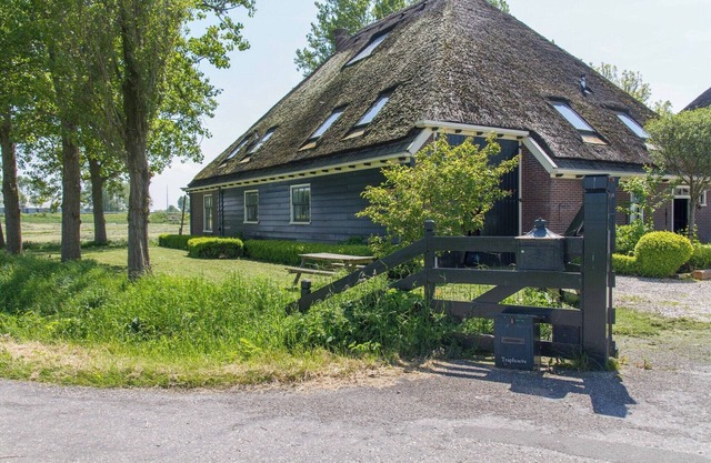 Apartment with view of North Holland landscape