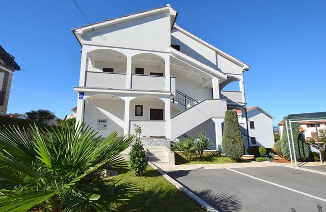 Apartment Zdenka with three bedrooms