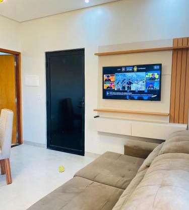 Apartmento 3 Minutos do Centro de Canaã