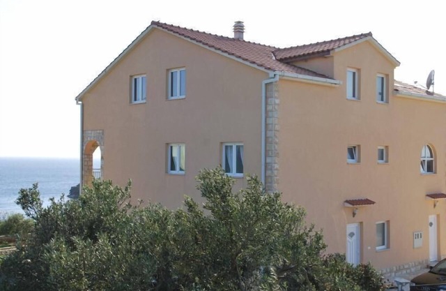 Apartments A1 with a view of Sesula Bay, a few minutes from the beach.