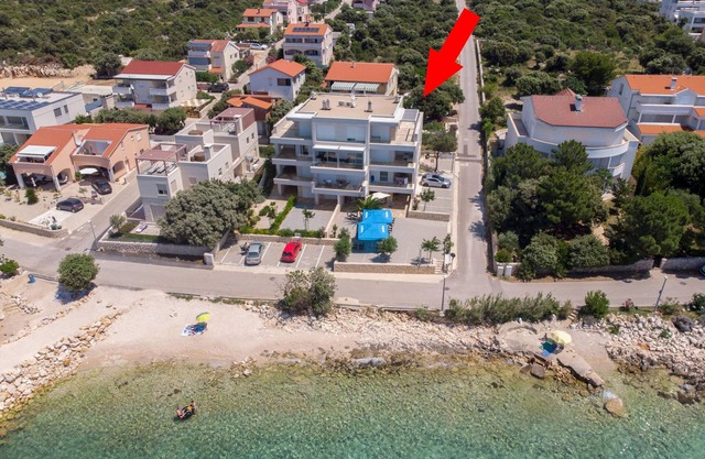 Apartments Branimir (58312-A1) - Mandre - island Pag