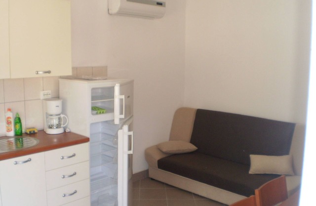 Apartments GUNJA (82611-A4) - Poljica