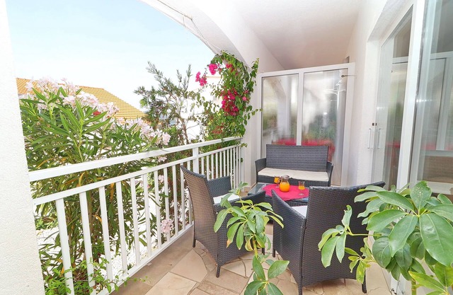 Apartments Marko Pelješac - Standard One Bedroom Apartment with Terrace (4)