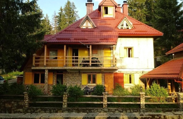 Apartments Smreka /Apartment with Balcony 1 A