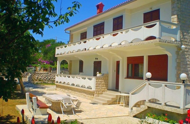 Apartments Vesna, (13900), Kampor, Croatia