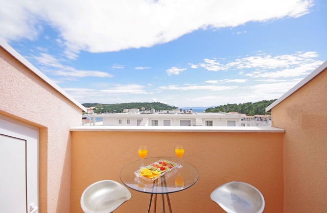 Apartments Vesna (36771-A2) - Makarska