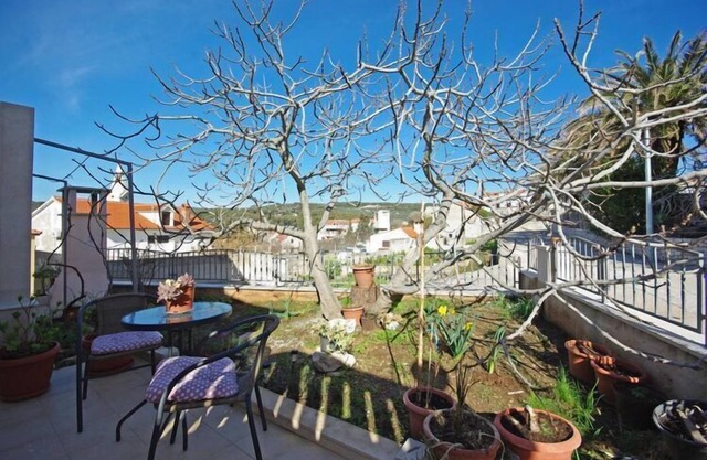 Apartments Villa Rose - Standard Studio with Sea View and shared Terrace (A2 bijeli)