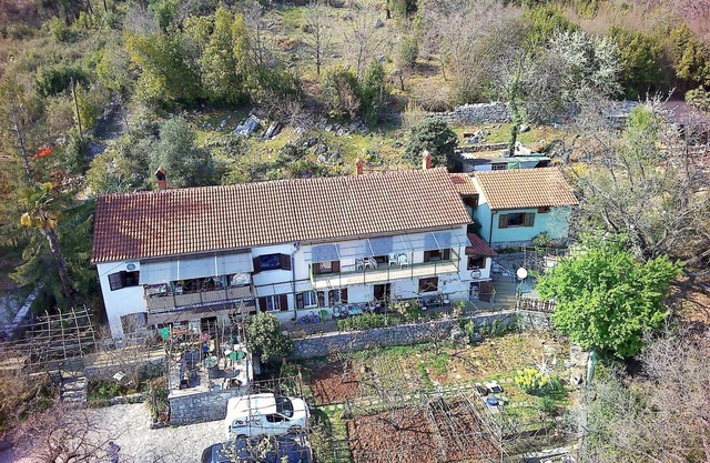 Apartments Zlatko, (13176), Ičići, Croatia