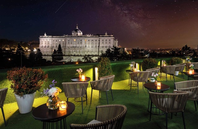 Apartosuites Jardines de Sabatini