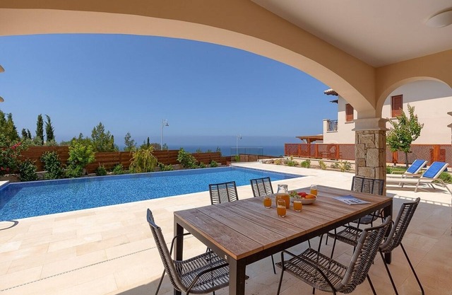 Aphrodite Hills 5 Bedroom Superior Villa - Thalia