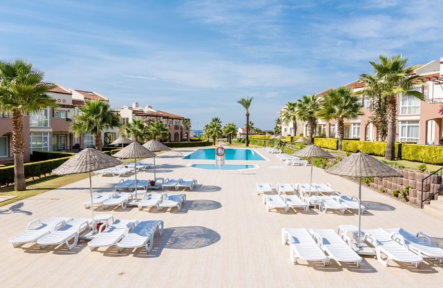 APOLLONIUM SPA BEACH RESORT DELUX 3 BEDROOM APARTMENT