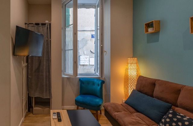 Appart 100 - Cosy T2 with TV