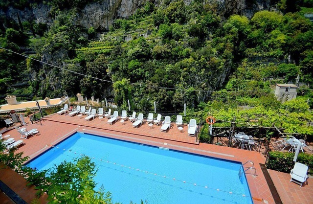 Appartamento Ulisse D: A graceful apartment situated in a quiet location, a few minutes from the town center.