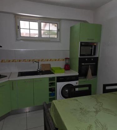 Appartement confortable à Gros-Morne, 60 m², piscine partagée