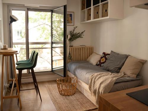 Appartement cosy à deux pas de la Cité Universitaire, accès direct RER B depuis l'aéroport, animaux acceptés