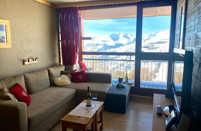 Appartement Rénové ,1 Chambre, Nova 5 Avec Parking Couvert