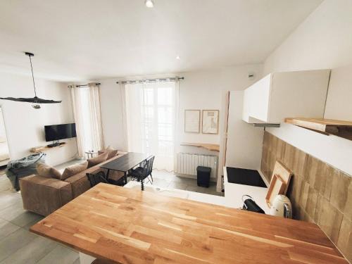 Appartement Le Cœur de Nîmes Secteur Arènes Parking Offert !
