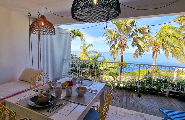 APPARTEMENT ZIRONDEL, swimming pool, sea view