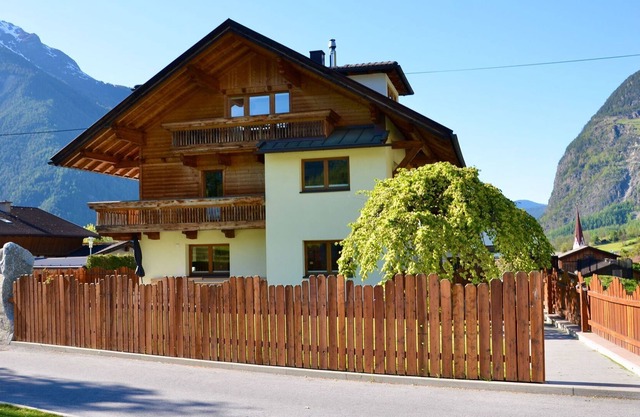 Appealing holiday home in Umhausen with balcony