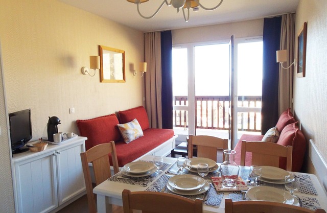 Appt F.2 4/5 VUE ET Sortie Directe SUR Pistes, Wifi, Piscine