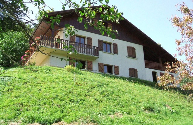 Appt in chalet in the heart of the Vosges balloons