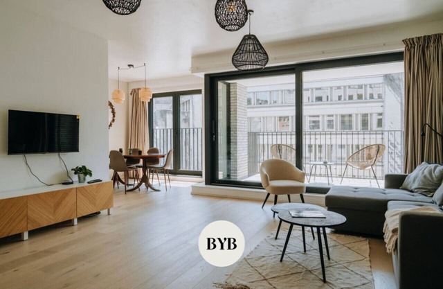 Apt. 2 chambres + garage en plein centre de Liege