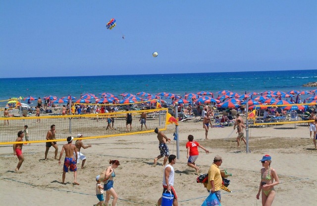 Apt 3, Near The Beach,1 bedroom, private veranda, easy travel Agia Napa Protaras