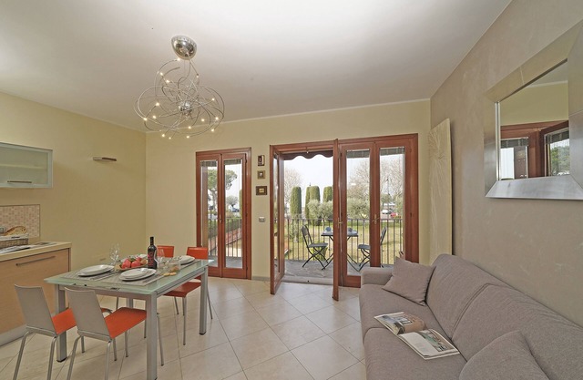 Apt Il Barcone - One Bedroom Apartment, Sleeps 4