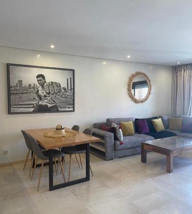 Apt standing 80m2, 2 chambres, terrasse, piscine