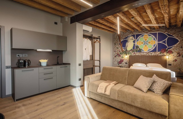 AR Suites&Art