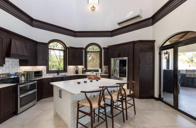 Arboretum: Luxury 11 Bd Secluded Estate - Breathtaking 360° Ocean & Jungle Views