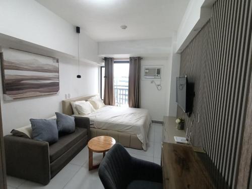 Arc Tower Condominiums