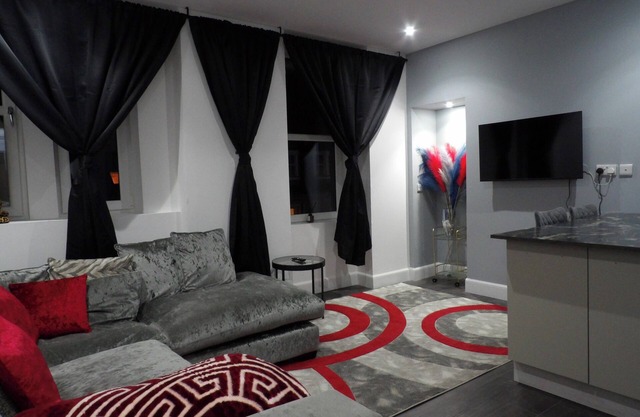 Architect designed meadows central apartment