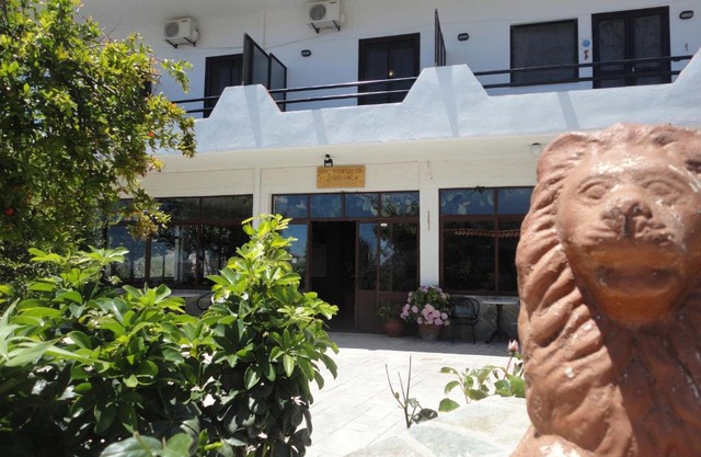 Archontika Apartments