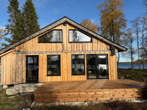 Arctic Private Island - All inclusive HB and activities