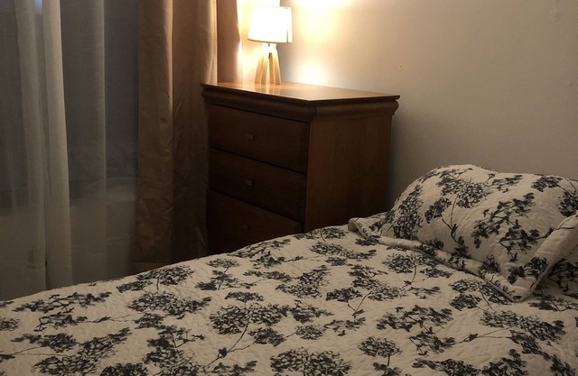 Arriendo de Dpto o Piezas por Noche ,depto de 3 Dormitorios , 2 Baños ,terraza