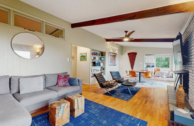 Artful mountain-view retreat with fireplaces, AC, W/D & epic outdoor living