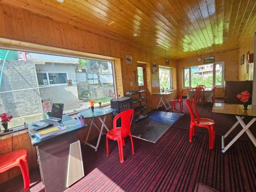 Aru Heights Guest House