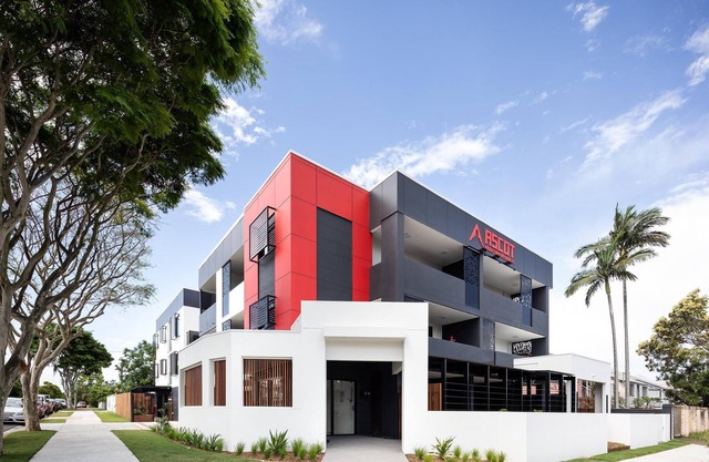 Ascot Budget Residences - Close to Brisbane Airport & Racecourses