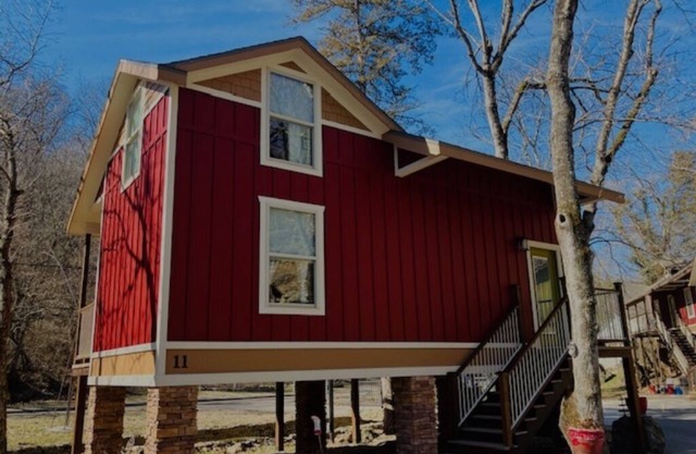 Ashford Lodge: Urban Treehouse #11