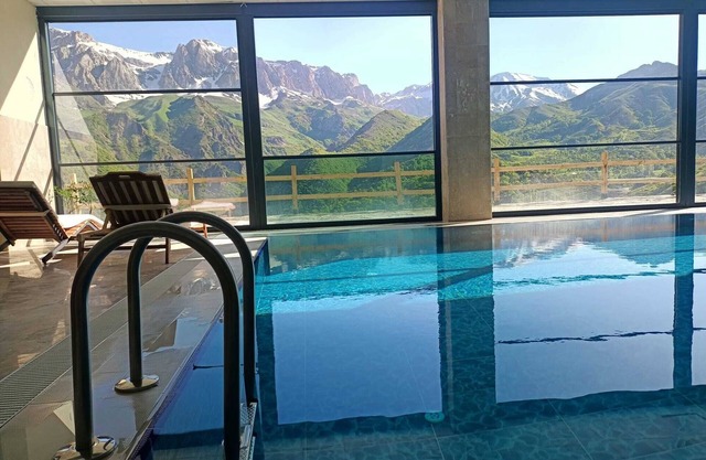 Askireg Hotel